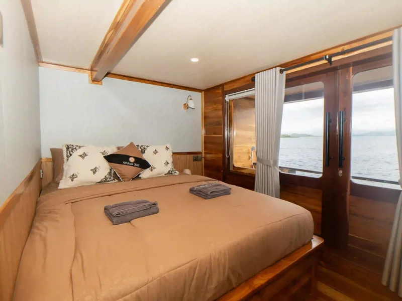 A cabin aboard a Komodo charter boat